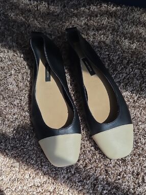 Gino Rossi Black and Cream Two-Tone Women's Ballet Flats